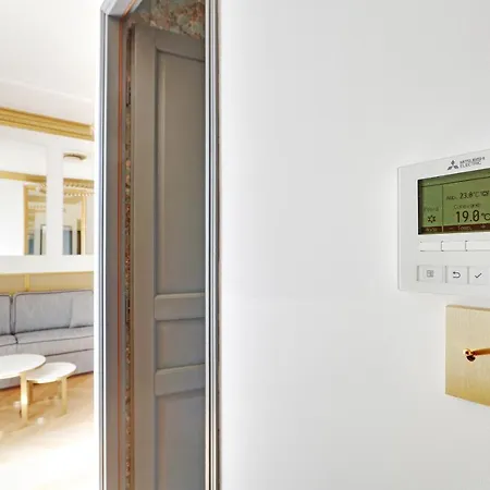 Apartment Pick A Flat's In Champs Elysees - Rue Du Colisee *