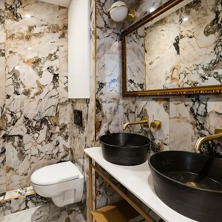 Pick A Flat's In Champs Elysees - Rue Du Colisee Parijs