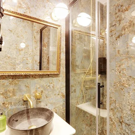 Pick A Flat's In Champs Elysees - Rue Du Colisee 아파트