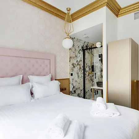 Pick A Flat's In Champs Elysees - Rue Du Colisee 파리