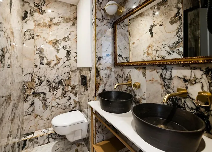 Pick A Flat's In Champs Elysees - Rue Du Colisee Paris