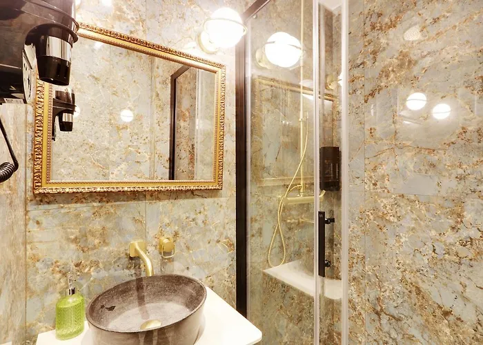 Pick A Flat's In Champs Elysees - Rue Du Colisee Apartamento