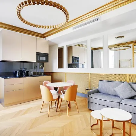 Pick A Flat's In Champs Elysees - Rue Du Colisee Apartment
