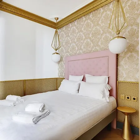Pick A Flat's In Champs Elysees - Rue Du Colisee Paris